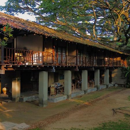 Dunes Unawatuna Hotel Exterior photo