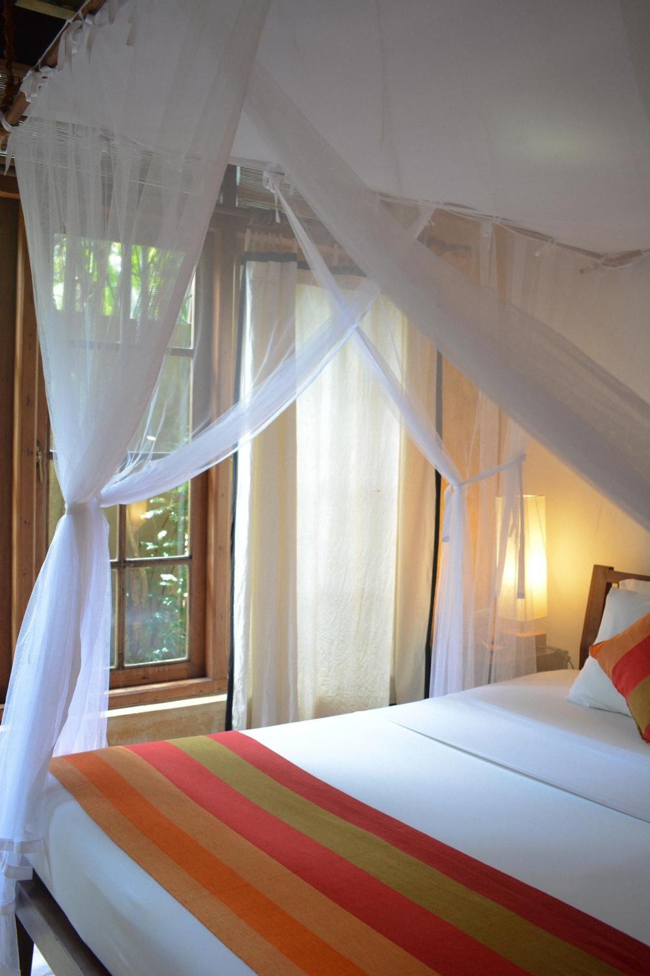 Dunes Unawatuna Hotel Exterior photo