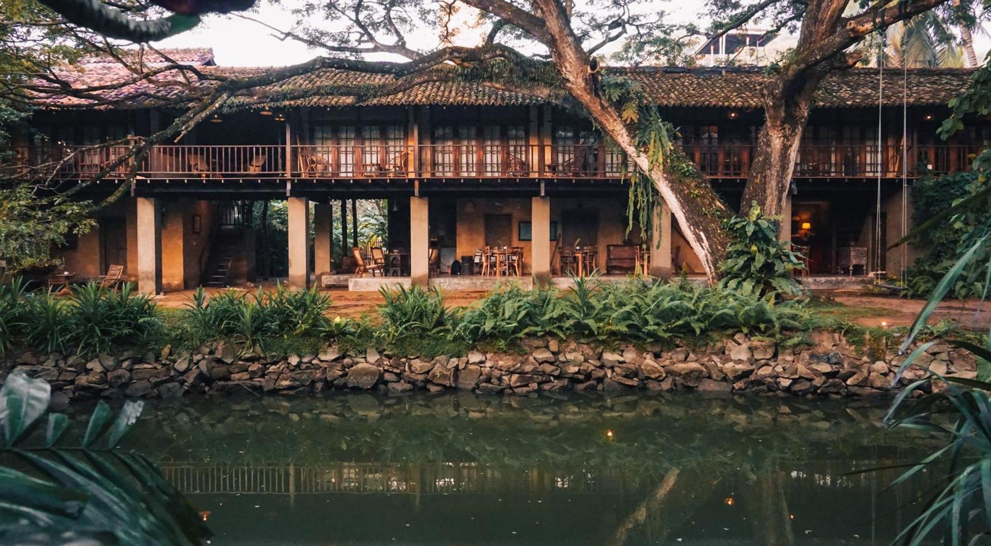 Dunes Unawatuna Hotel Exterior photo